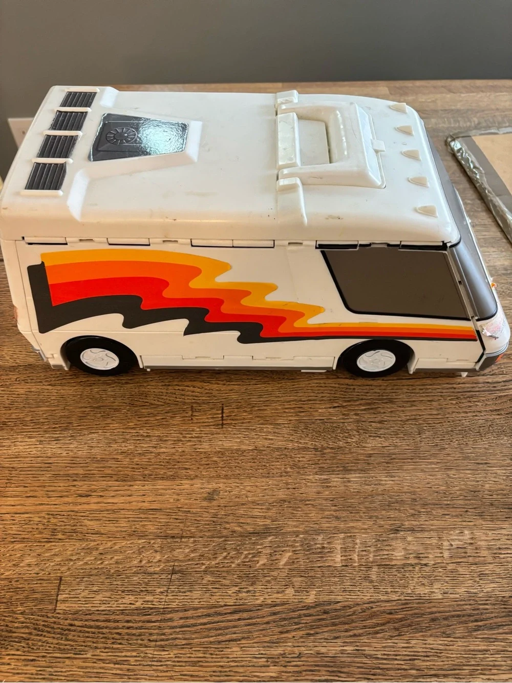 Micro Machines by Galoob Super Van City Camper RV 1991